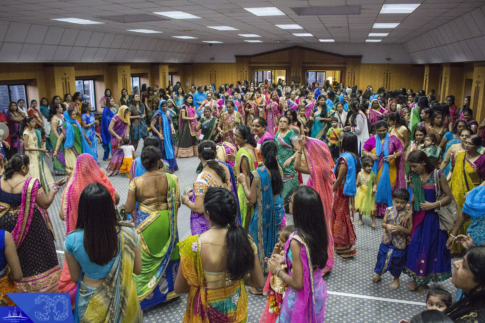 162  - ©1987-2017 SKS Swaminarayan Temple East London